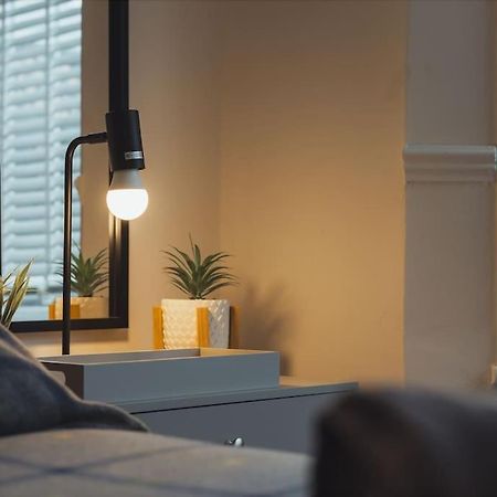 Апартаменты 1 Bed - Wifi - Pet Friendly - Харроу Экстерьер фото
