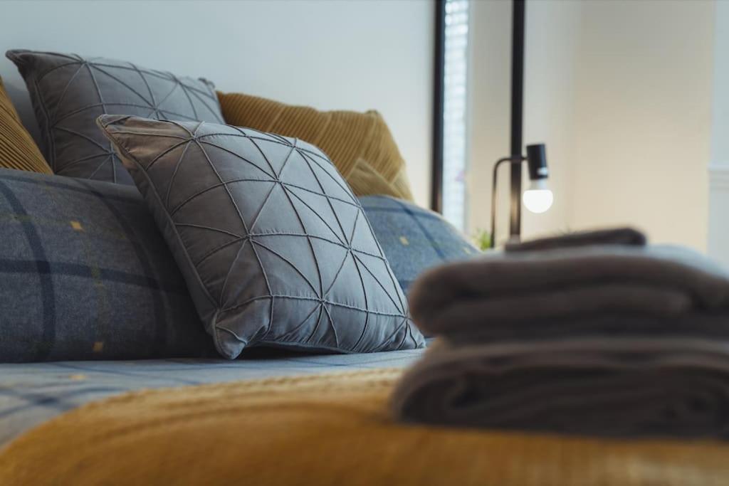 Апартаменты 1 Bed - Wifi - Pet Friendly - Харроу Экстерьер фото
